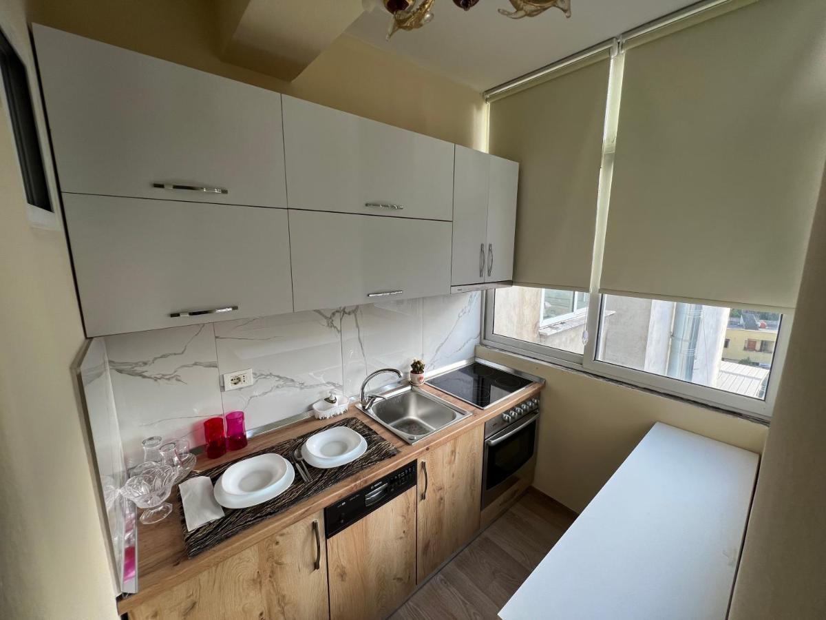 Evis House Leilighet Tiranë