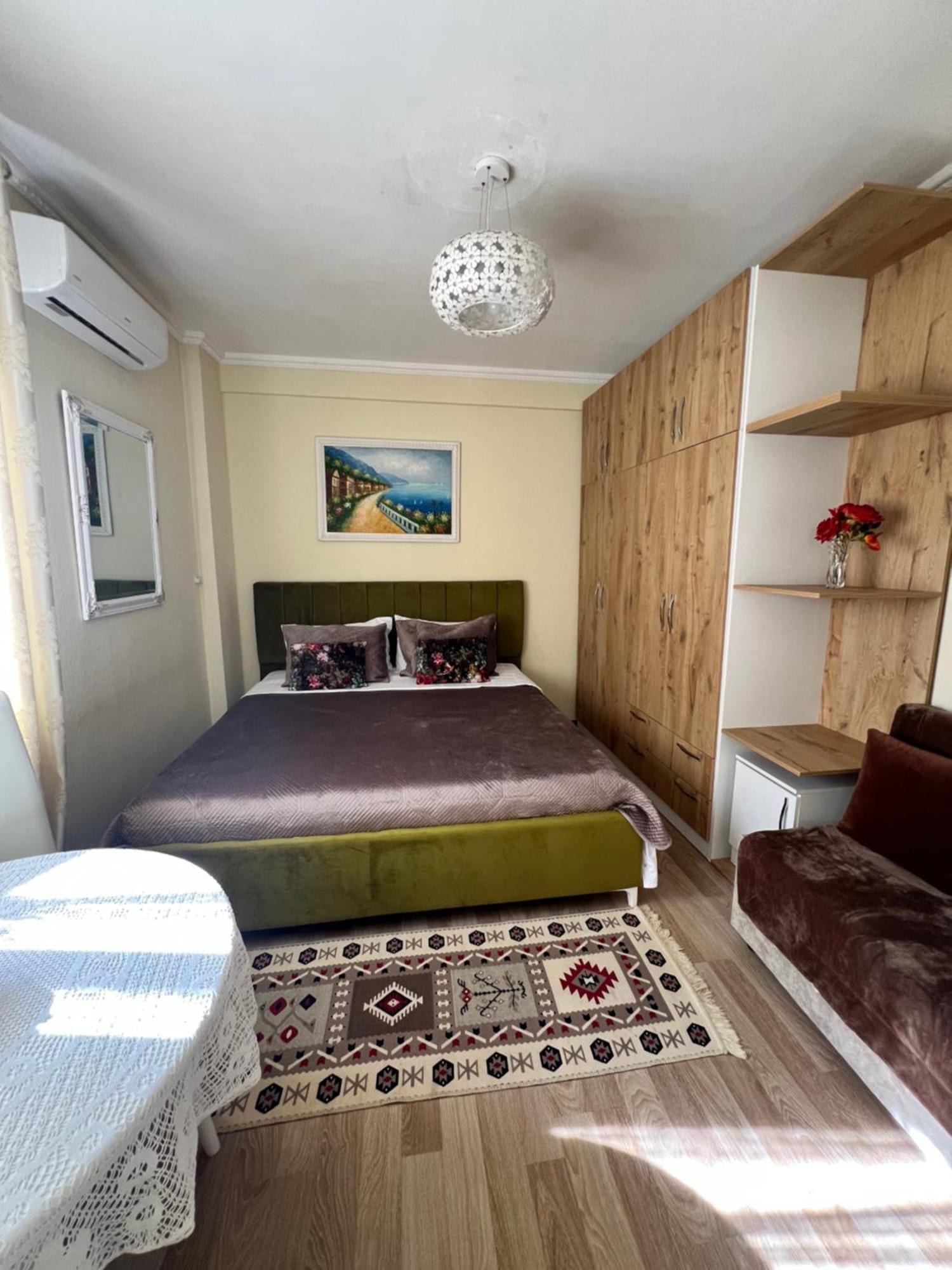 Apartment Evis House Tirana